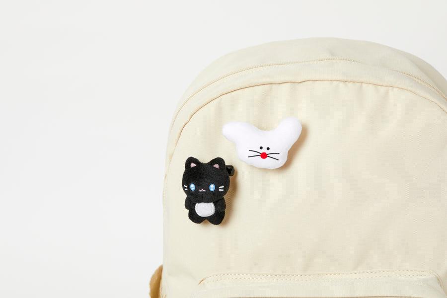 CHARACTER BADGE TWINKLE LITTLES BADGE CAT