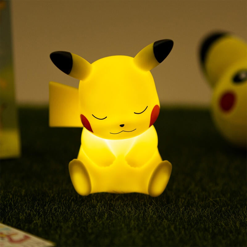 pokemon-mini-mood-light-pikachu-2.jpg