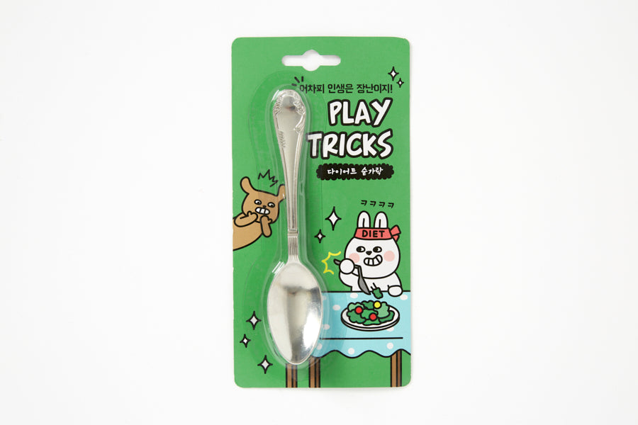 PLAY TRICKS DIET SPOON