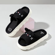CLOUD SLIPPERS BLACK CAT