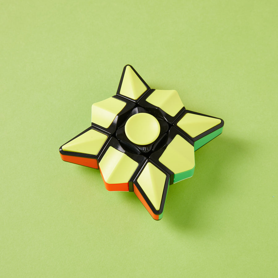 TOY MAGIC CUBE SPINNER