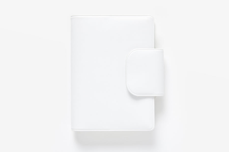 SCHEDULER WHITE DIARY WITH MAGNETIC COVER A7