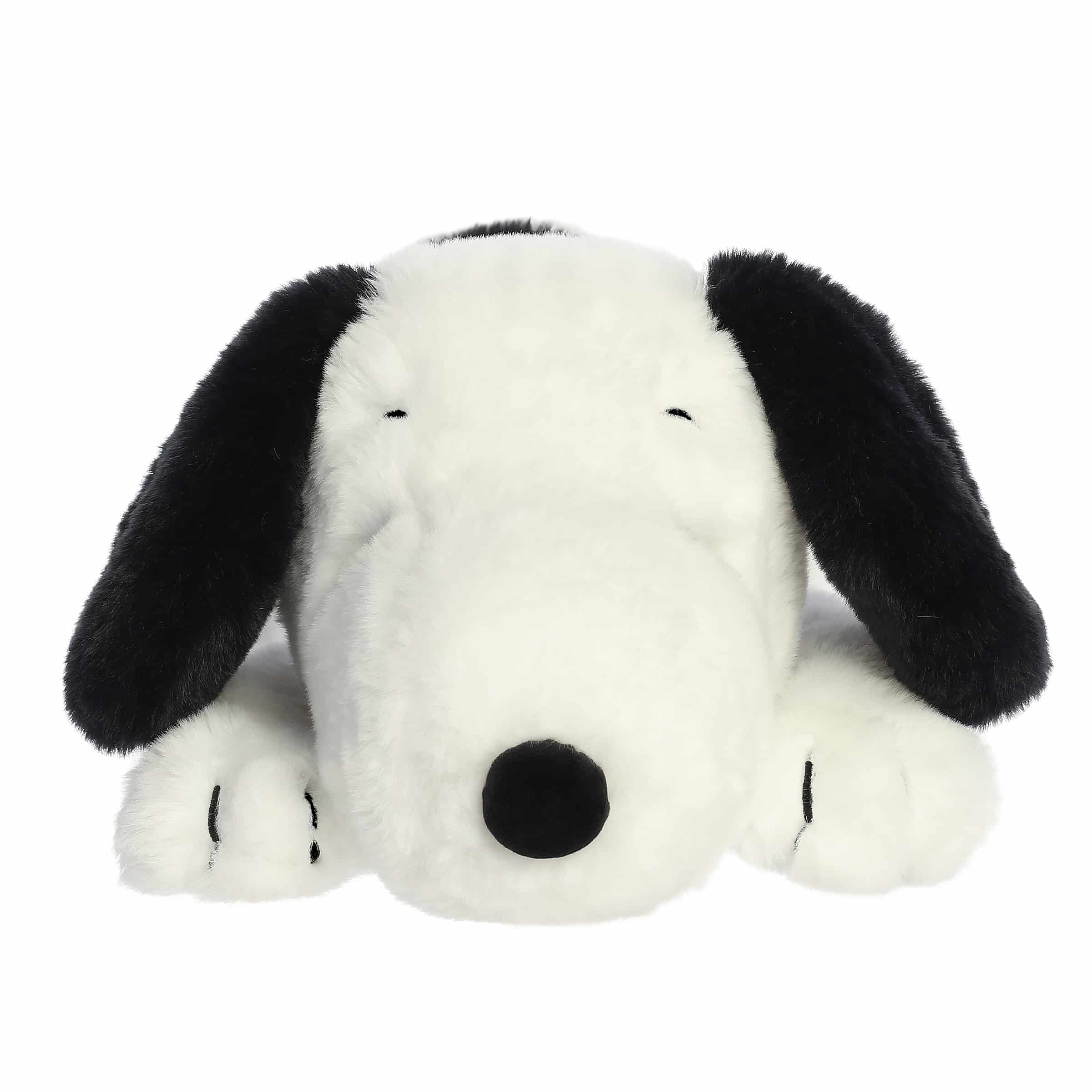 18_HuggableSnoopy2.jpg