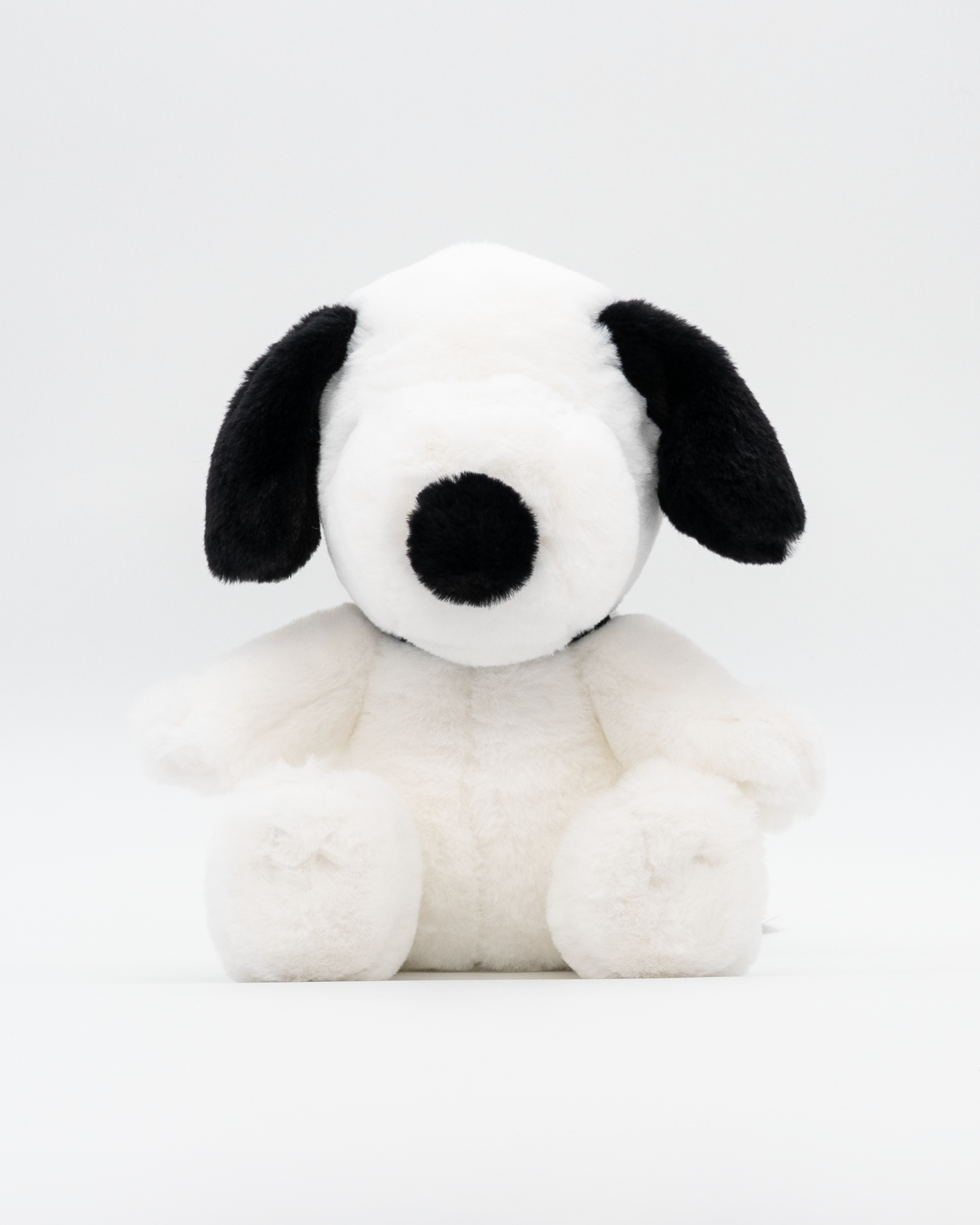 Plush Snoopy Black 25cm