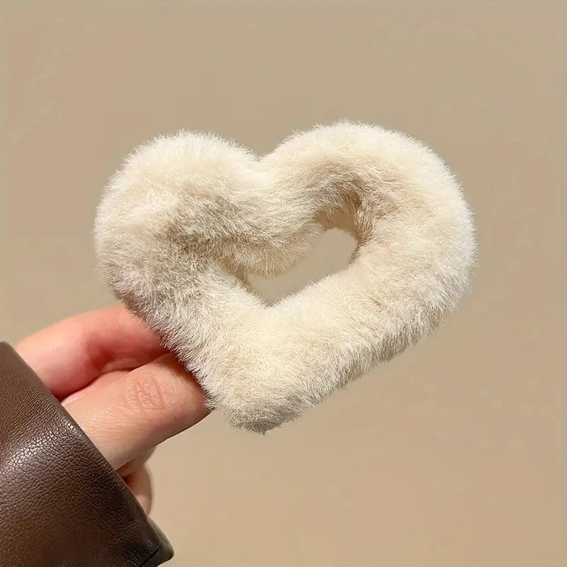 Hair Claw Heart Fur