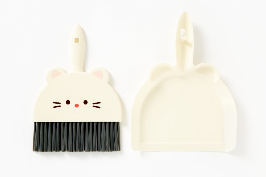 MINI DUSTPAN BRUSH SET WHITE CAT