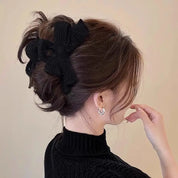 Hair Claw Knit Bow