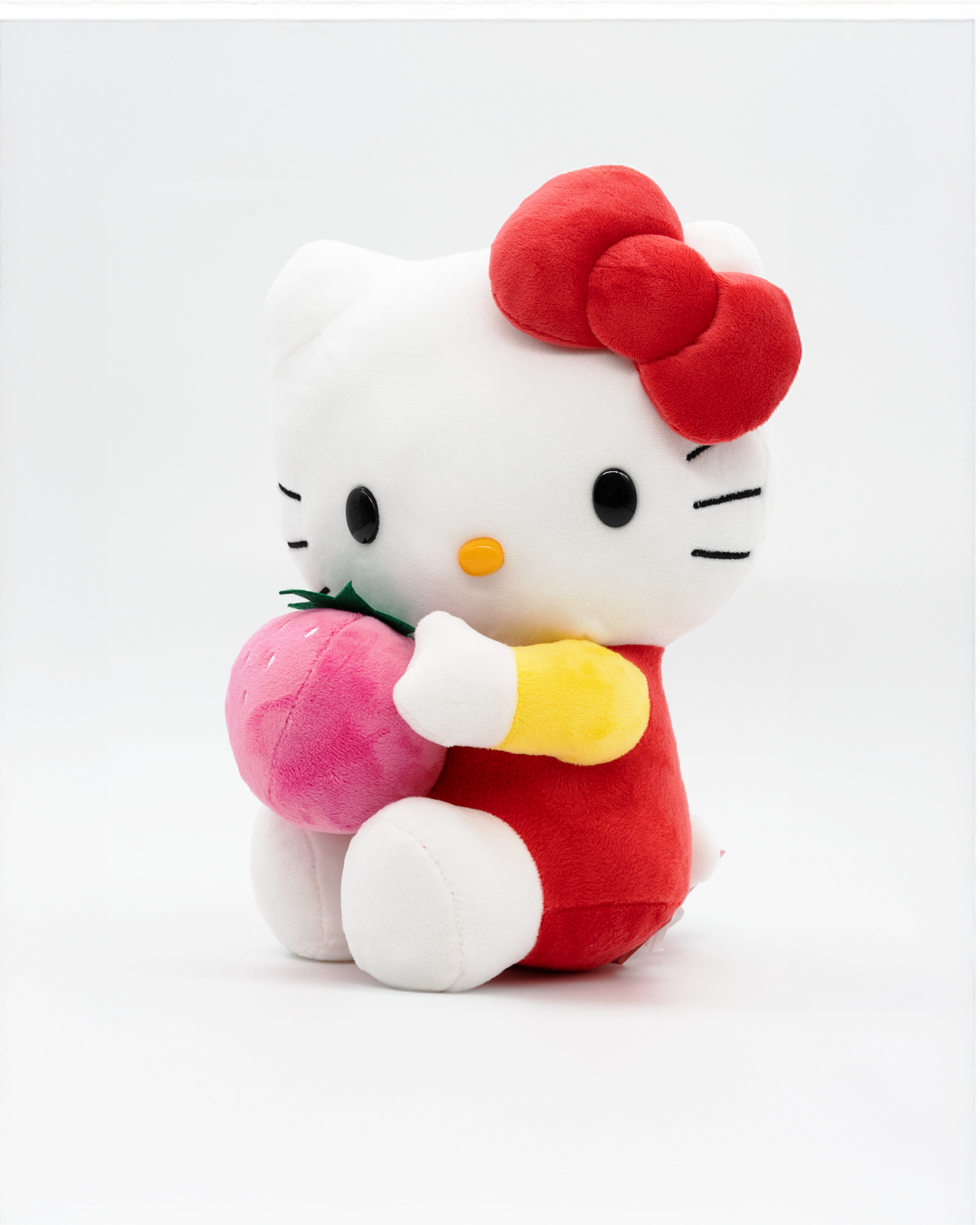 Hello Kitty Plush with Strawberry 25cm