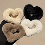 Hair Claw Heart Fur
