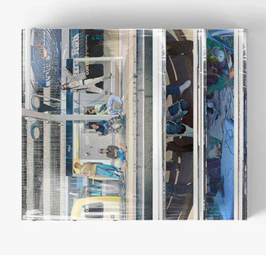 CORTIS 1st EP Album "COLOR OUTSIDE THE LINES"  + Applemusic POB