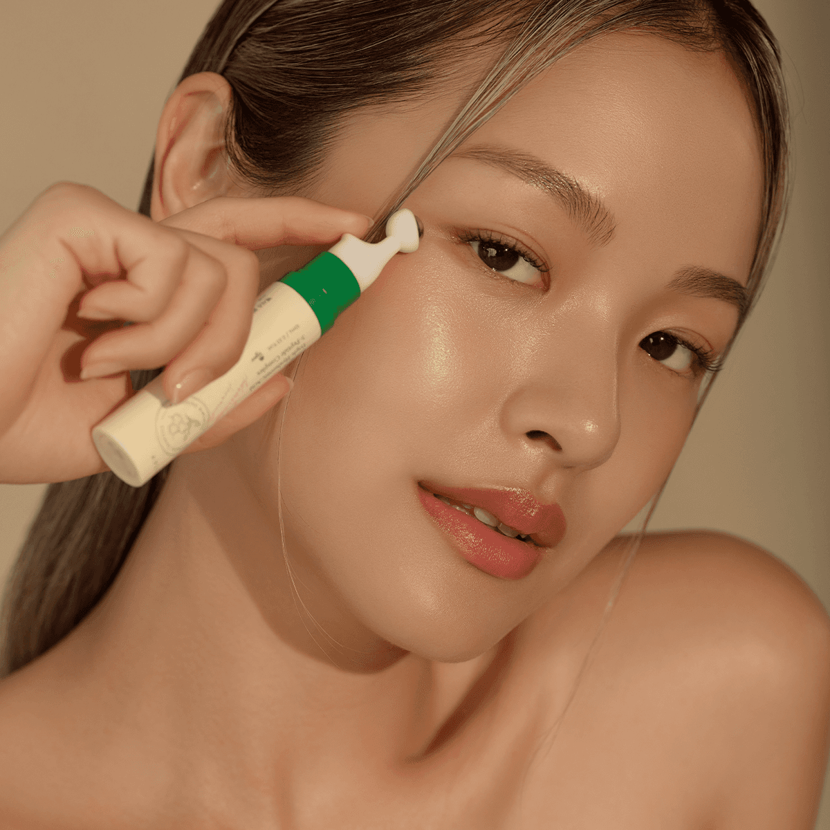 VeganCollagenEyeSerum_2.png