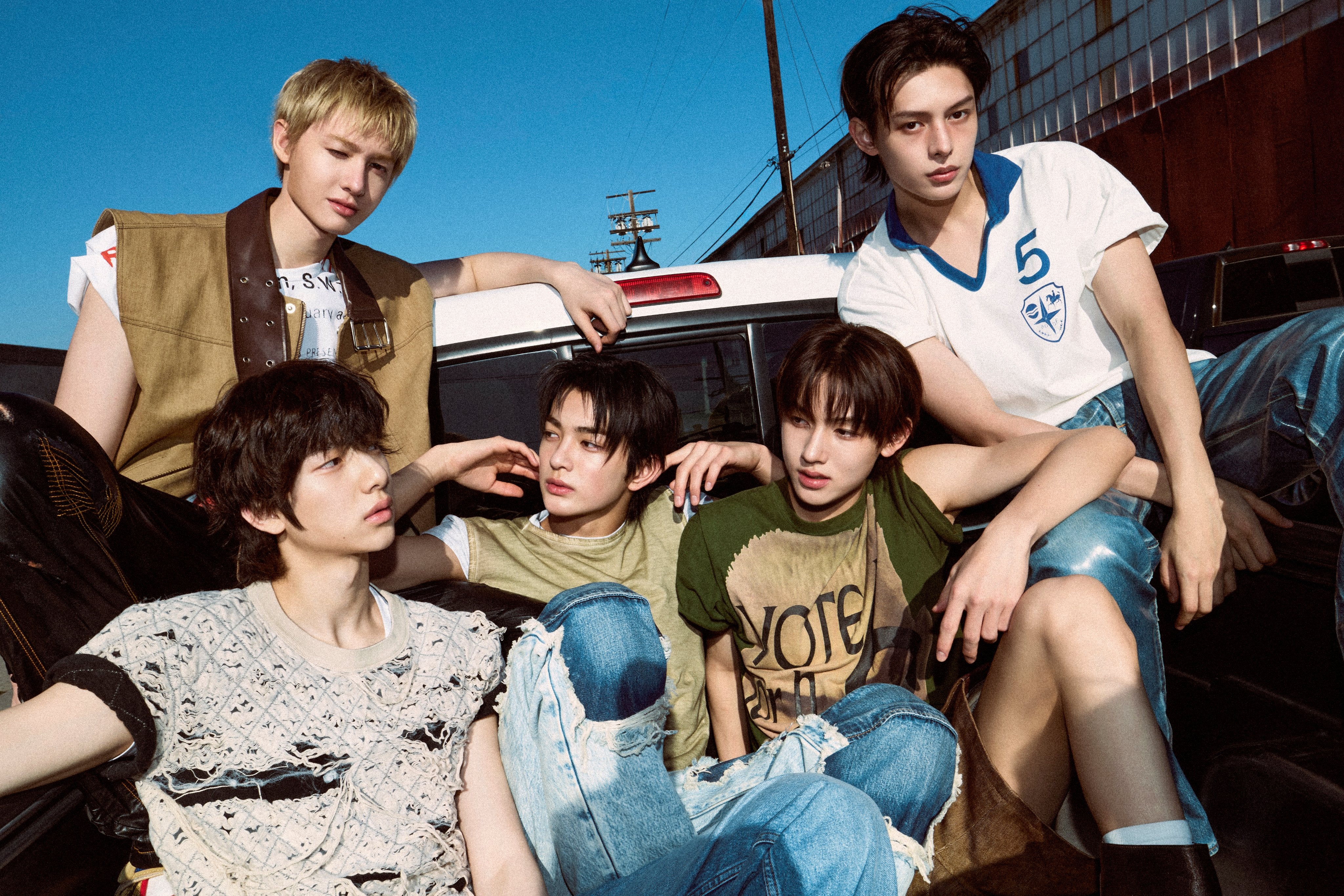 K-pop Groups – Amuse Ground