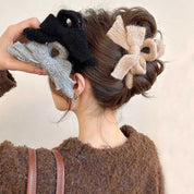 Hair Claw Knit Bow