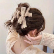 Hair Claw Knit Bow