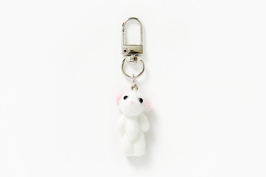 KEY RING FLOCKED WHITE PUPPY