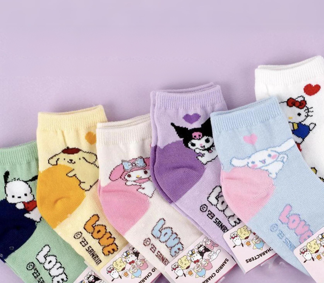 Sanrio Kids Big Heart Socks (M)
