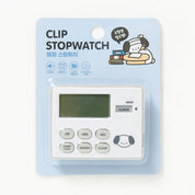 Clip stopwatch packaging with digital display on a light blue background